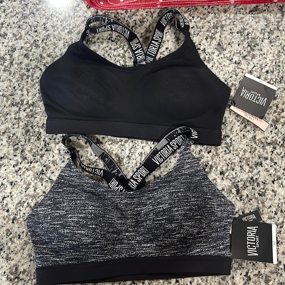 PINK Victoria's Secret Other - Victoria sport bra